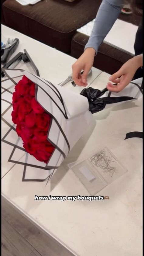 i hope this helps🥰 lmk if you have any questions⬇️ • • • #florist #bouquet #rosebouquet #sandiegoflorists #roses #explor #explorepage… | Instagram Rose Flower Gift Ideas, Wrapping A Flower Bouquet, How To Fold Bouquet Paper, Diy Rose Bouquet Floral Arrangements, How To Wrap Roses Bouquet, Rose Arrangements Diy Ideas, How To Arrange Flowers Bouquets, How To Fold Paper For Flower Bouquet, How To Make Rose Bouquet