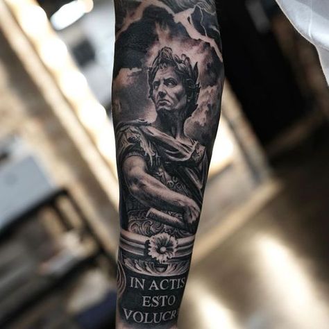 Julius Caesar Tattoo Forearm, Giulio Cesare Tattoo, Roman Art Tattoo, Julius Caesar Tattoo, Ancient Rome Tattoo, Rome Stickers, Caesar Tattoo, Marcus Aurelius Tattoo, Norway Tattoo