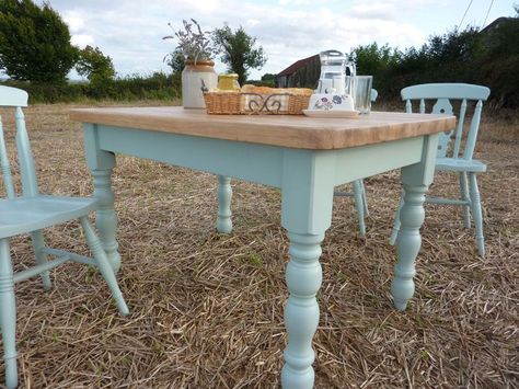 Farm Table Redo, Kitchen Chair Paint Ideas, Refurbish Wooden Chair, Upcycled Pine Table, Redone Kitchen, Front Room Dining Room, Table And Chairs Makeover, Painting Kitchen Chairs, Pine Table And Chairs