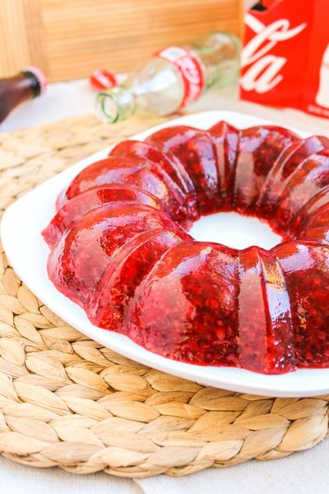 Coca-Cola Jello Salad with Cherries-add chopped walnuts-can use fresh cranberry-orange relish Coca Cola Salad Recipe, Coke Salad Recipe, Coke Salad, Cherry Salad Recipes, Coke Recipes, Coca Cola Cherry, Cranberry Jello Salad, Cranberry Salad Recipes, Jello Mold Recipes