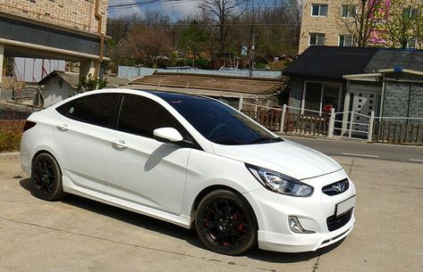 Hyundai Accent Tuning, Hyundai Accent Modified, Verna Modified, Car Mods, Car Ideas, Hyundai Accent, Friendship Cards, Puma Sneakers, Car Design