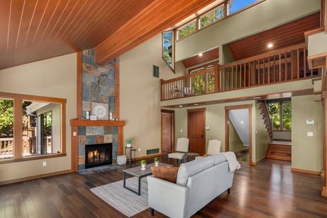 San Francisco Modern House, Pacific Northwest Modern Home, Northwest Contemporary Interiors, San Francisco Houses Modern, Northwest Contemporary Homes, Northwest Regional Architecture, Fireplace Floor, Northwest Contemporary, Reading Loft