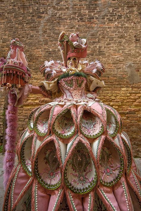 2023 Halloween Costumes, Venetian Costumes, Venice Carnival Costumes, Costume Carnaval, Venice Mask, Lizzie Hearts, Venetian Carnival Masks, Halloween Costumes For Women, 2023 Halloween