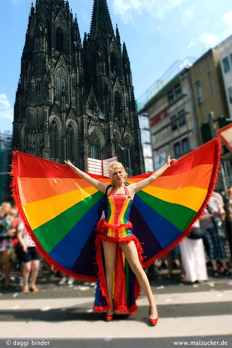 Zoe Delay's Pride Costume- beautiful!