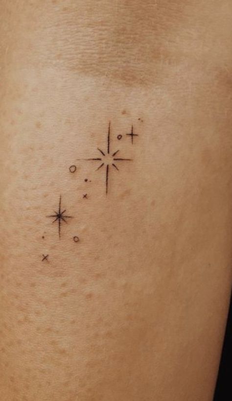 North Star Tattoos, Shooting Star Tattoo, Sparkle Tattoo, Small Star Tattoos, Warm Scarves, Star Tattoo Designs, Petite Tattoos, Star Tattoo, Eye Of The Beholder