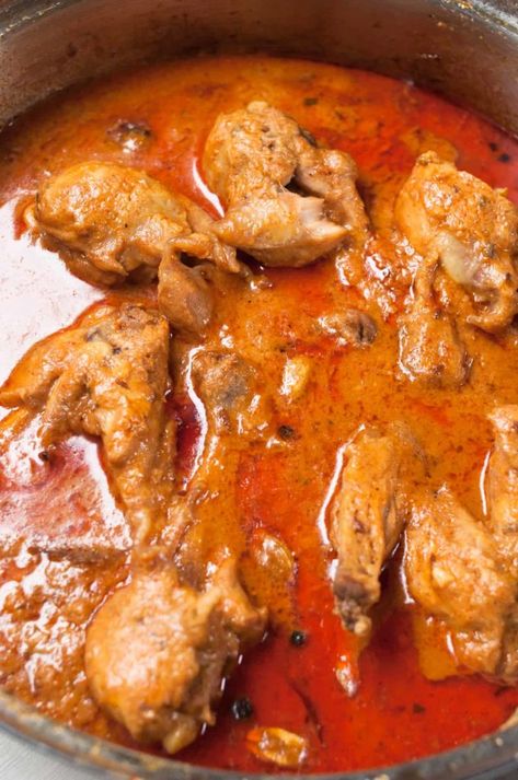 Chicken Qorma Pakistani, Chicken Salan Pakistani Recipe, Cultural Recipes, Chicken Korma Recipe, Afghan Food, Pakistan Food, Pakistani Dishes, Desi Khana, Korma Recipe