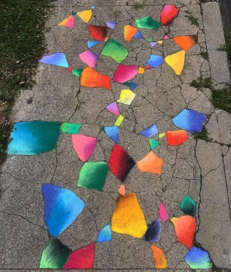 Cool Sidewalk Chalk Ideas for Kids For Summertime Chalk Art Christmas, Fun Chalk Art, Sidewalk Chalk Art, Sidewalk Art, Chalk Drawings, Sidewalk Chalk, Art Stained, Chalkboard Art, Chalk Art