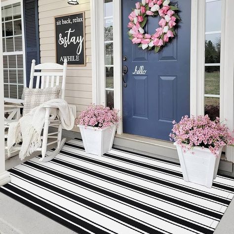 Amazon.com: Sungea Black and White Striped Rugs 3'x5', Machine Washable Hand Woven Outdoor Layered Door Mats, Reversible Foldable Front Door Rug for Entryway Porch Decor Home Entrance : Home & Kitchen Modern Front Porch Decor, Curled Edges, Spring Porch Decor, Outdoor Mats, House Front Porch, Doors Ideas, Porch Living, Farmhouse Front Porches, House Details