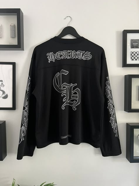 MESH HOCKEY JERSEY Chrome Hearts Jersey, Boston Richey, Artsy Street Style, Hockey Jersey Design, Graphic Clothes, Streetwear Tshirt Design, Flag Ideas, Dystopian Fashion, Dope Style