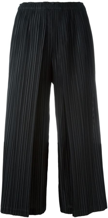 Pleats Please By Issey Miyake pleated culottes Issey Miyake Pleats Pants Outfit Men, Issey Miyake Pants, Issey Miyake Pleated Pants Men, Pleated Culottes, Homme Plisse Issey Miyake Pants, Issey Miyake Pleats Please Pants, Issey Miyake Pleats, Homme Plisse Issey Miyake, French Capsule Wardrobe