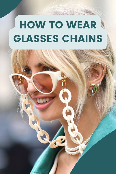 Eye Glass Chain Fashion, Glasses Chain Aesthetic Outfit, Eyeglass Chain Fashion, Sunglass Chain Style, Eyeglasses Chain Diy, Glasses Chain Aesthetic, Dezi Sunglasses, Sunglasses Chains, Eyeglasses Accessories