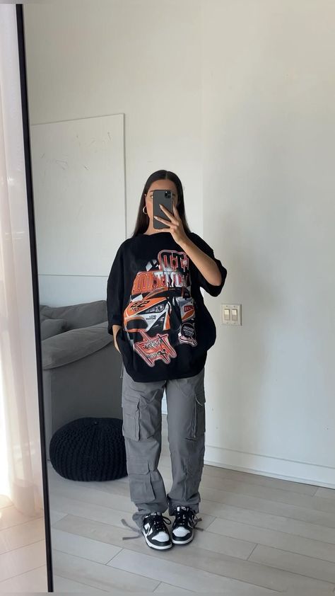 Outfits Tomboy Style, Stylish Tomboy, Hypebeast Outfit, Tomboy Stil, Pakaian Hipster, Tomboy Outfit Ideas, Tomboy Outfit, Baggy Outfit Ideas, Boyish Outfits