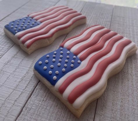 Flag Cookies, Patriotic Cookies, Cookies Cupcake, Neurographic Art, American Party, 4th Of July Cake, July Wreath, Cut Out Cookies, Bake Sale