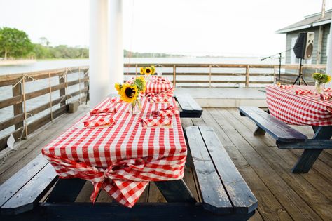 Rah Bar Rehearsal Dinner, Red + White Check Tablecloths, Sunflowers in Mason Jars. Latitude 31 Restaurant + Rah Bar, Jekyll Island, Ga. Italian Dinner Table, Picnic Table Wedding, Wedding Picnic, Picnic Style, Jekyll Island, Picnic Wedding, Italian Dinner, 4th Of July Decorations, Sunflower Wedding