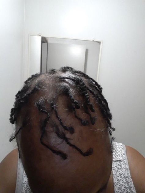 Stud Hairstyles, Short Dreadlocks Styles, Hair Twists Black, Dread Hairstyles For Men, Short Twists, Dreadlock Hairstyles For Men, Men Hairstyle, Short Locs Hairstyles, Dreadlock Styles