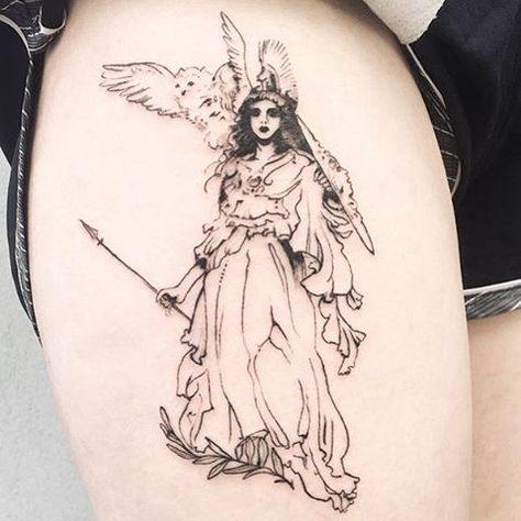 tattoo; ideias; atena. Athena Tattoo, 4 Tattoo, Mythology Tattoos, Angel Tattoo, Aesthetic Tattoo, Skin Art, Piercing Tattoo, Get A Tattoo, Pretty Tattoos