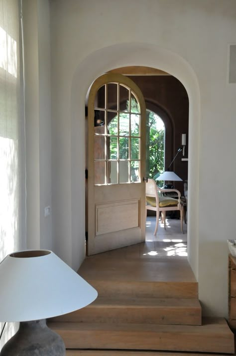 Interior Doors Without Trim, Doorway Without Trim, Arch Dutch Door, Wide Archway, Arched Doorways Interior, Rounded Doorway, Simple Architecture, Arched Front Door, Arched Doorway