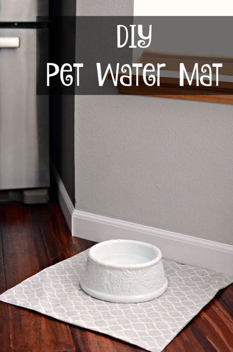 Protect your floors from the pet water dish with this super easy DIY Waterproof Pet Water Dish Mat. A super easy project with a huge impact. Upcycle Paper, Chat Diy, Dogs Diy Projects, Dog Bowl Mat, Vibrant Aesthetic, Water Mat, Dog Food Mat, Paper Home Decor, Aesthetic Dog