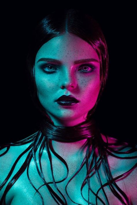 #fashionistas #portrait #style #lighting Illustration Model, Colour Gel Photography, Smile Illustration, Neon Photography, New Retro Wave, Portrait Lighting, Photography Styling, Colorful Portrait, Wow Art