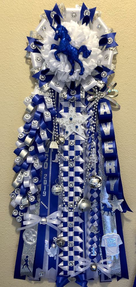 Two Flower Homecoming Mums, Names On Homecoming Mums, Homecoming Mums Diy Braids, Mobius Braid Homecoming Mum, Texas Homecoming Mums Diy, Homecoming Mum Ribbon Ideas, Mum Ideas Homecoming Senior, Mum Backer Ideas, Mum Ribbon Ideas