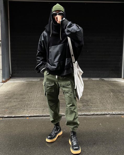 Greg Ntore on Instagram: “If I gifted you one item, which one you taking? 😅 boots all the way.” Simple Techwear, Techwear Men Outfit, Techwear Men, Rick Owens Menswear, Mens Trendy Outfits, Simple Fits, Mens Fashion Inspiration, Men Fashion Casual Outfits, Pants Design