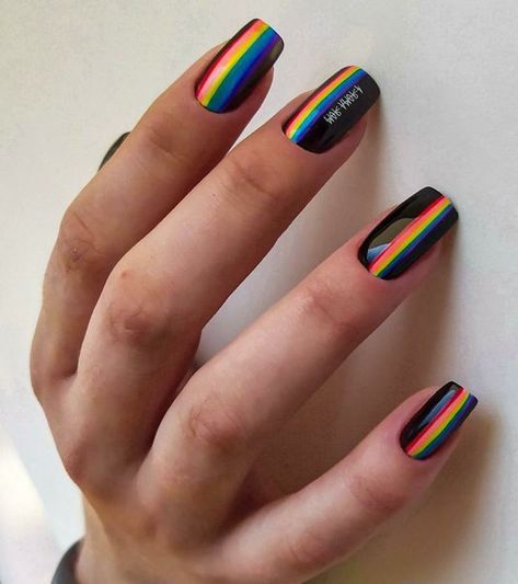 Short Nails Ideas Rainbow, Rainbow Nails Aesthetic, Lgbtq Pride Nails, Nail Pride Designs, Nail Word Art, Pride Nails Square, Rainbow Black Nails, Rainbow Nails Design Short, Lgbtq Nails Acrylic