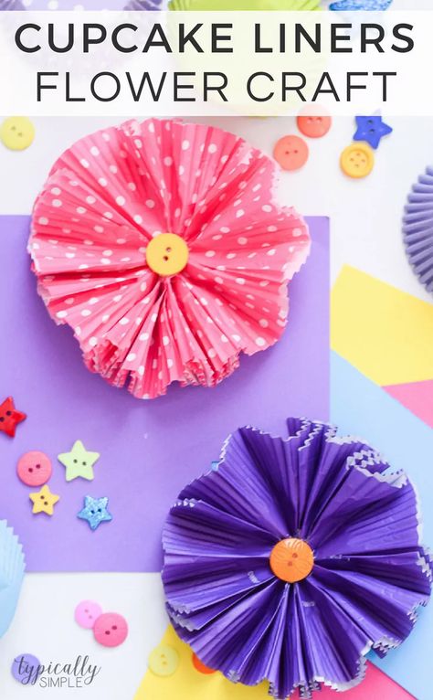 Cupcake Paper Crafts, Cupcake Liner Crafts, Cupcake Liner Flowers, Easy Paper Flowers, Spring Crafts For Kids, Flower Craft, Summer Crafts For Kids, Crafts For Seniors, Paper Flowers Craft