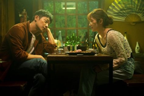 New stills added for the upcoming Korean movie 'Nothing Serious'. Continue reading on HanCinema: https://www.hancinema.net/photos-new-stills-added-for-the-upcoming-korean-movie-nothing-serious-155386.html Son Sukku, Asian Film, Film Images, Jung So Min, Lee Sung, Korean Entertainment, Film Review, Kdrama Actors, Film Director