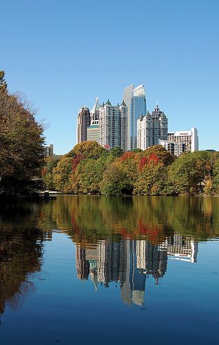 One of the most perfectly beautiful places in AMERICA- Piedmont Park, Atlanta, GA Piedmont Park Atlanta, Beautiful Places In America, Piedmont Park, Georgia Usa, Skyline View, Tres Chic, Atlanta Ga, City Skyline, Vacation Spots