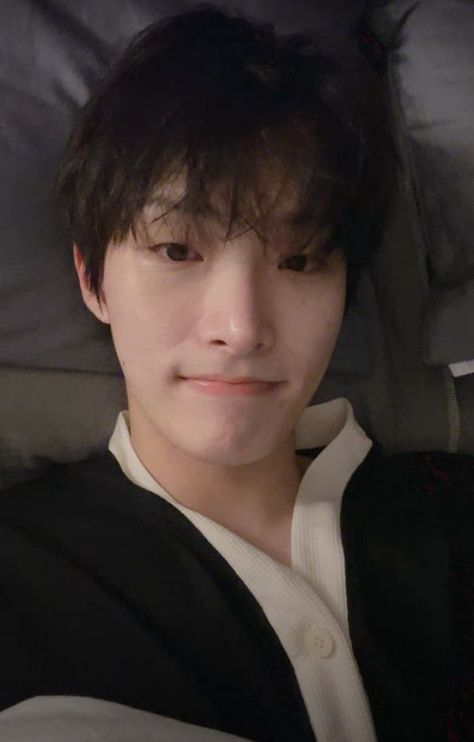 Mingi Selca, Im A Princess, Mingi Ateez, Song Mingi, Song Min-gi, Love U So Much, Book Annotation, Love Me Like, Sun And Stars