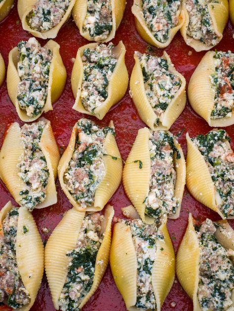 Meat And Ricotta Stuffed Shells, Stuffed Shells Sausage Ricotta, Stuffed Shells With Italian Sausage, Italian Sausage Stuffed Shells, Stuffed Shells Beef, Shell Recipes, Lasagna Stuffed Shells, Sausage Stuffed Shells, Stuffed Shells With Meat