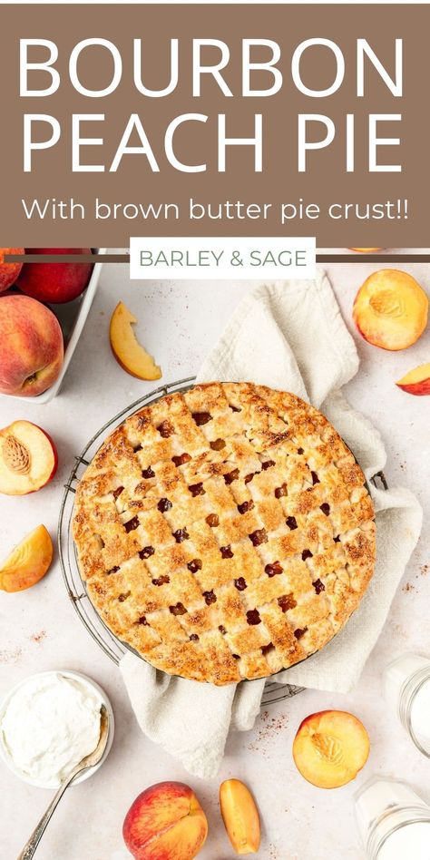 This bourbon peach pie has a flaky brown butter pie crust and is filled with sweet, spiced peaches. Top with homemade whipped cream for the perfect summer dessert! Peach Praline Pie, Pie Peach, Peach Pie Recipe, Spring Pies, Bourbon Peaches, Summer Pies, Peach Bourbon Pie Filling, Peach Bourbon Dessert, Maple Bourbon Brown Butter Peach Pie