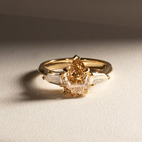 Champagne Diamond Ring Engagement, Naveya And Sloane, Champagne Diamonds Engagement, Champagne Diamond Ring, Champagne Diamond Rings, Vintage Gold Rings, Cute Engagement Rings, Engagement Ring Inspiration, Future Engagement Rings