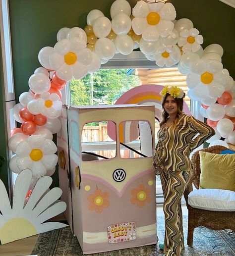 Hippy Baby Shower Girl, Groovy Baby Shower Ideas, Hippie Baby Shower, 1rst Birthday, Hippie Birthday, Bbq Ideas, Hippie Baby, Disco Theme, Third Birthday Party