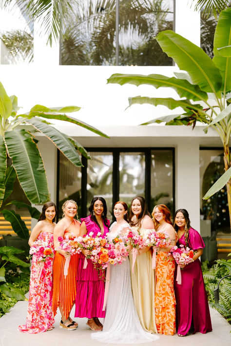 Hawaiian wedding themes