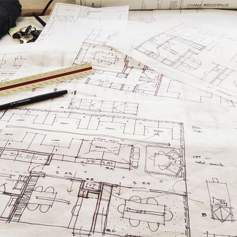 Technically, not a rendering.  But a hand drawn plan ideation- part of the quick and visceral process of design.  by Bob Borson Instagram Nov 26 2013 Sketching 101, Schematic Plan, Archi Student, Floor Architecture, Sketch Plan, Architecture Sketching, Life Of An Architect, Architectural Sketching, Architecture Career