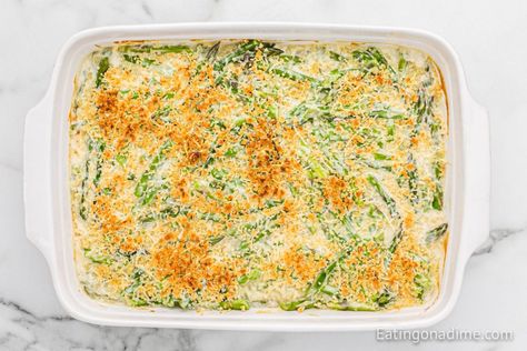 Green Bean Casserole Healthy, Asparagus Casserole Recipes, Cheesy Green Beans, Cheesy Green Bean Casserole, Healthy Green Bean Casserole, Healthy Green Beans, Casserole Healthy, Best Green Bean Casserole, Asparagus Casserole