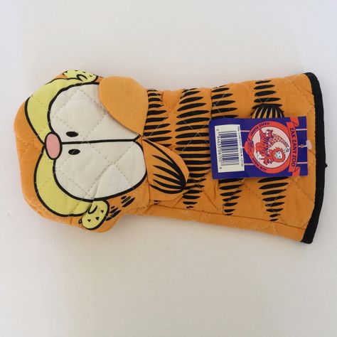 Garfield Oven Mitt Garfield Merch, Fat Orange Cat, Garfield Pictures, Garfield Images, Garfield Cartoon, Garfield Cat, Ugly Cat, Orange Kittens, Garfield And Odie