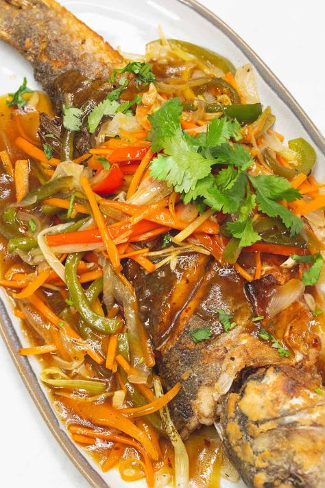 Sweet And Sour Fish Recipe Filipino, Fish Escabeche Filipino, Escabeche Recipe Filipino, Fish Recipe Filipino, Fried Fish Sauce, Sweet And Sour Fish Recipe, Fish Escabeche, Fried Whole Fish, Escabeche Recipe