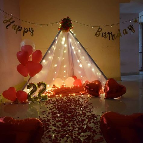 Tent Birthday Decoration, Easy Room Makeover, Romantic Dinner Decoration, Husband Birthday Surprise, Room Makeover Ideas, Surprise Birthday Decorations, Romantic Room Decoration, Birthday Room, Modern Birthday Party