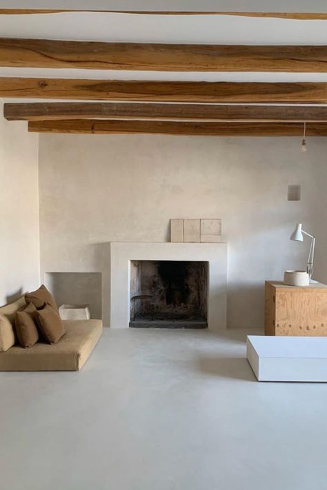 House Mallorca, Merlo San Luis, Urban Modern Interior Design, Bedroom Interior Design Modern, Interior Design Layout, Potters House, Interior Design Images, Mid Century Modern Interiors, Fireplace Design