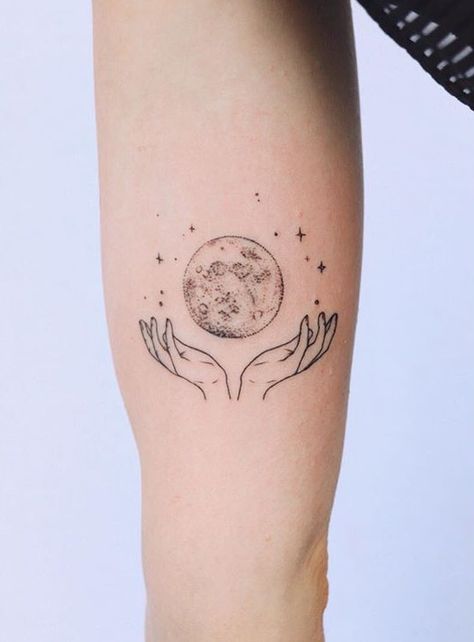 Hands and moon back of arm tattoo Writing Types, Family First Tattoo, Artsy Tattoos, Back Of Arm Tattoo, Tattoos Inspo, Moon Tattoos, Witch Tattoo, Moon Journal, Harry Potter Tattoos