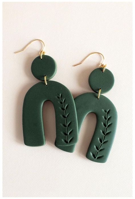 Green Polymer Clay Earrings, Polymer Clay Flower Jewelry, Diy Earrings Polymer Clay, Polymer Clay Jewelry Tutorials, Handmade Clay Jewelry, Tanah Liat, Polymer Earrings, Polymer Clay Diy, Polymer Clay Jewelry Diy