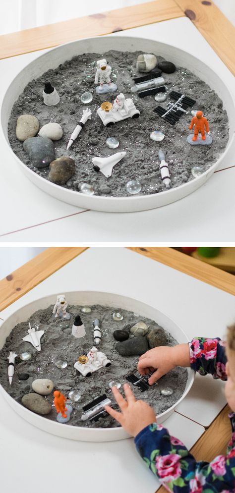 Tuff Tray Ideas Toddlers, Tuff Tray Ideas, Space Theme Preschool, Space Activities For Kids, Space Preschool, Dinosaur Land, Eyfs Activities, Nursery Activities, Space Activities