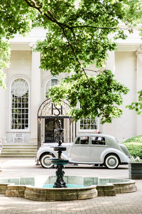 Lexington Kentucky Wedding Photography | Jessica Lynn Hatton Photography Lexington Kentucky Aesthetic, Professional Swimmers, Kentucky Wedding, Lexington Kentucky, Lexington Ky, Brides Magazine, University Of Kentucky, Southern Wedding, Fairytale Wedding