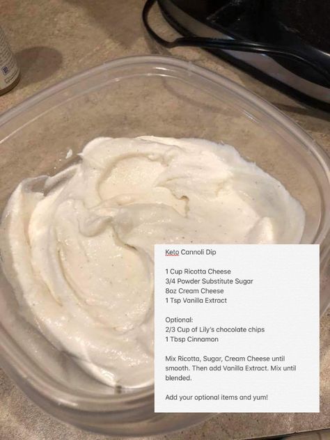 Keto Cannoli Dip Note: 3/4 cup powdered sugar substitute Keto Cannoli Dip, Keto Cannoli, Ketovore Recipes, Cannoli Cups, Keto Frosting, Cannoli Dip Recipe, Powdered Sugar Substitute, Keto Simple, Keto Veggies