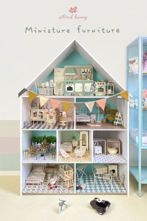 Maileg House, Maileg Dollhouse, Doll House For Boys, Dollhouse Shelf, Dolls House Kitchen, Maileg Doll House, Ikea Dollhouse, Maileg Dolls, Frog House