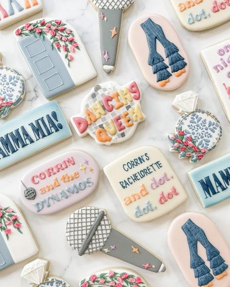 Mamma Mia Themed Desserts, Mama Mia Bachelorette Party Cookies, Mama Mia Themed Cookies, Mamma Mia Bachelorette Party Decorations, Mamma Mia Cake Pops, Dancing Queen Cookies, Mama Mia Cookies, Mamma Mia Cookies Bachelorette, Mama Mia Cookies Decorated