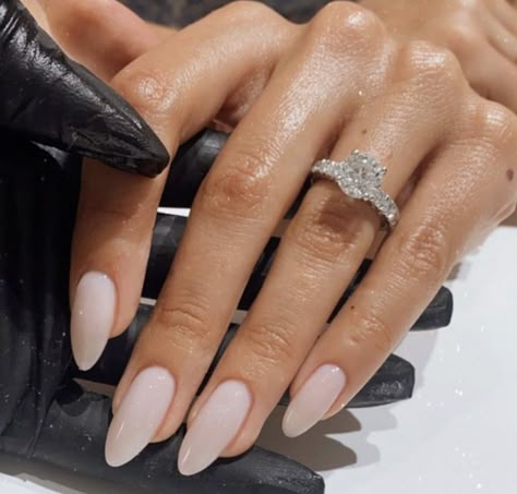 Pale Pink Nails, Manicured Nails, Girls Nail Designs, Engagement Nails, Bride Nails, Neutral Nails, Bridal Nails, Elegant Nails, Nature Tattoos