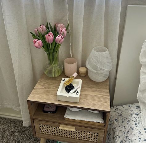 Room Ideas Aesthetic Side Table, Two Bedside Tables, Classy Nightstand Decor, Bedside Table Styling Minimalist, Night Stand Set Up, Side Table Bedroom Aesthetic, Small Night Stand Decor, Aesthetic Side Table Bedroom, Side Table Inspo Bedroom